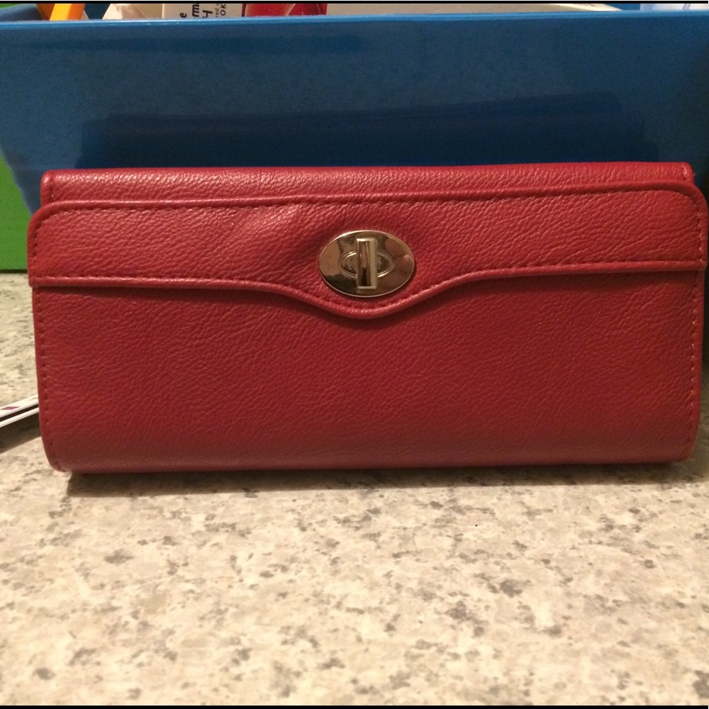 👀🎀BRAND NEW KOHL'S RED REAL LEATHER WALLET👀🎀